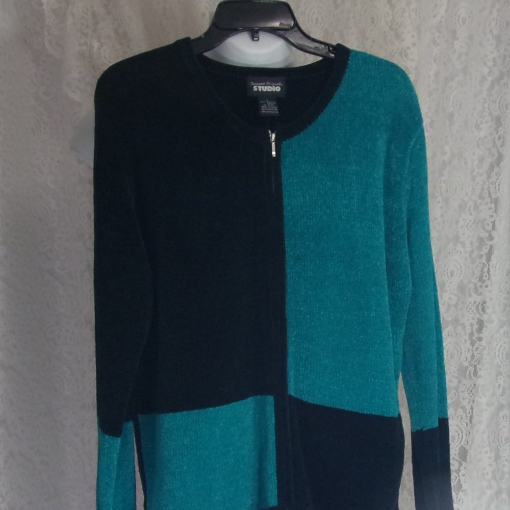 Designer Originals Sweater Color Block Black Green NWOT Bonus Earrings S…